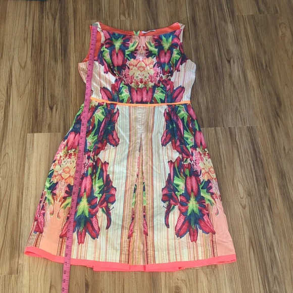 Tahari Pink Flora Sleeveless Dress, US 8 - Picture 3 of 6